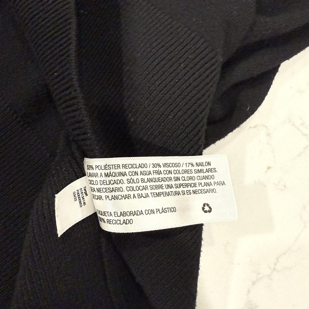 A New Day Sweater Size Medium Black V Neck Knit Top Fine Gauge Pullover - Picture 6 of 6